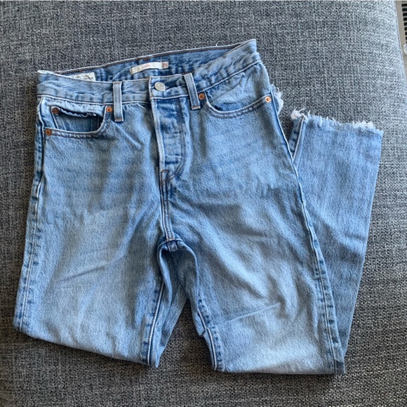 Levi’s Wedgie Jeans - Picture 1 of 3